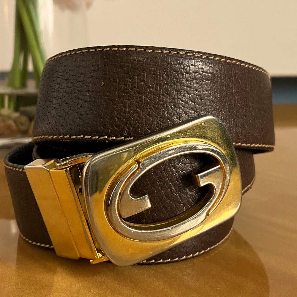 GUCCI Authentic Vintage Reversible Belt in Navy | Brown with Two-Tone GG Buckle